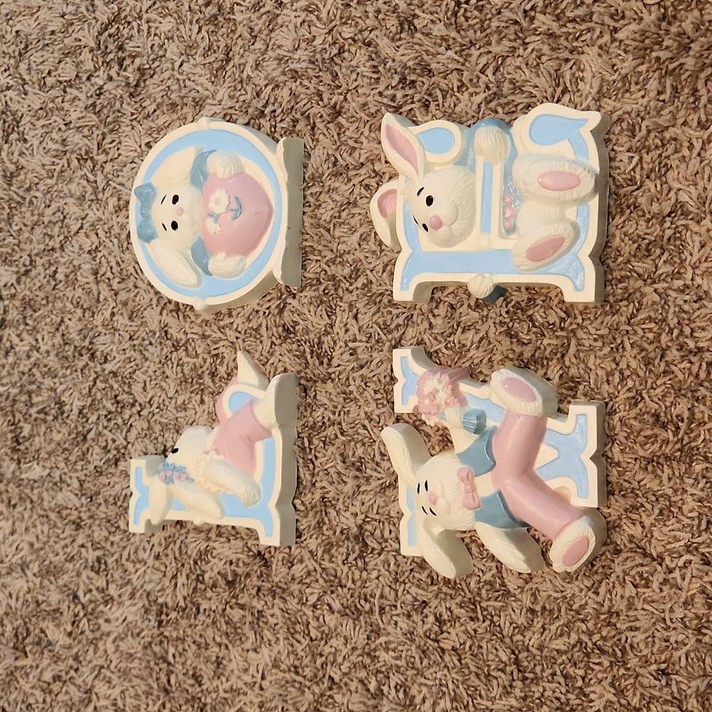 Vintage Home Interiors Love Bunny Wall decorations